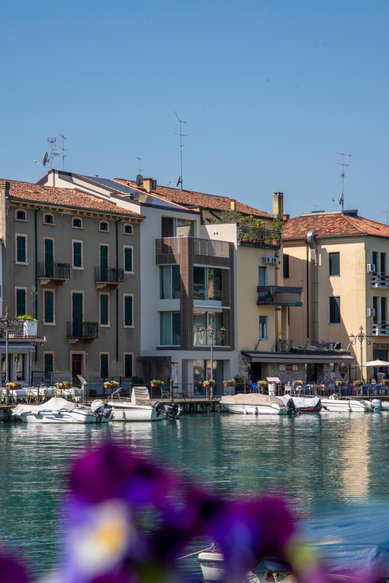 Palazzo Cordigero - Apartments Peschiera del Garda Extérieur photo