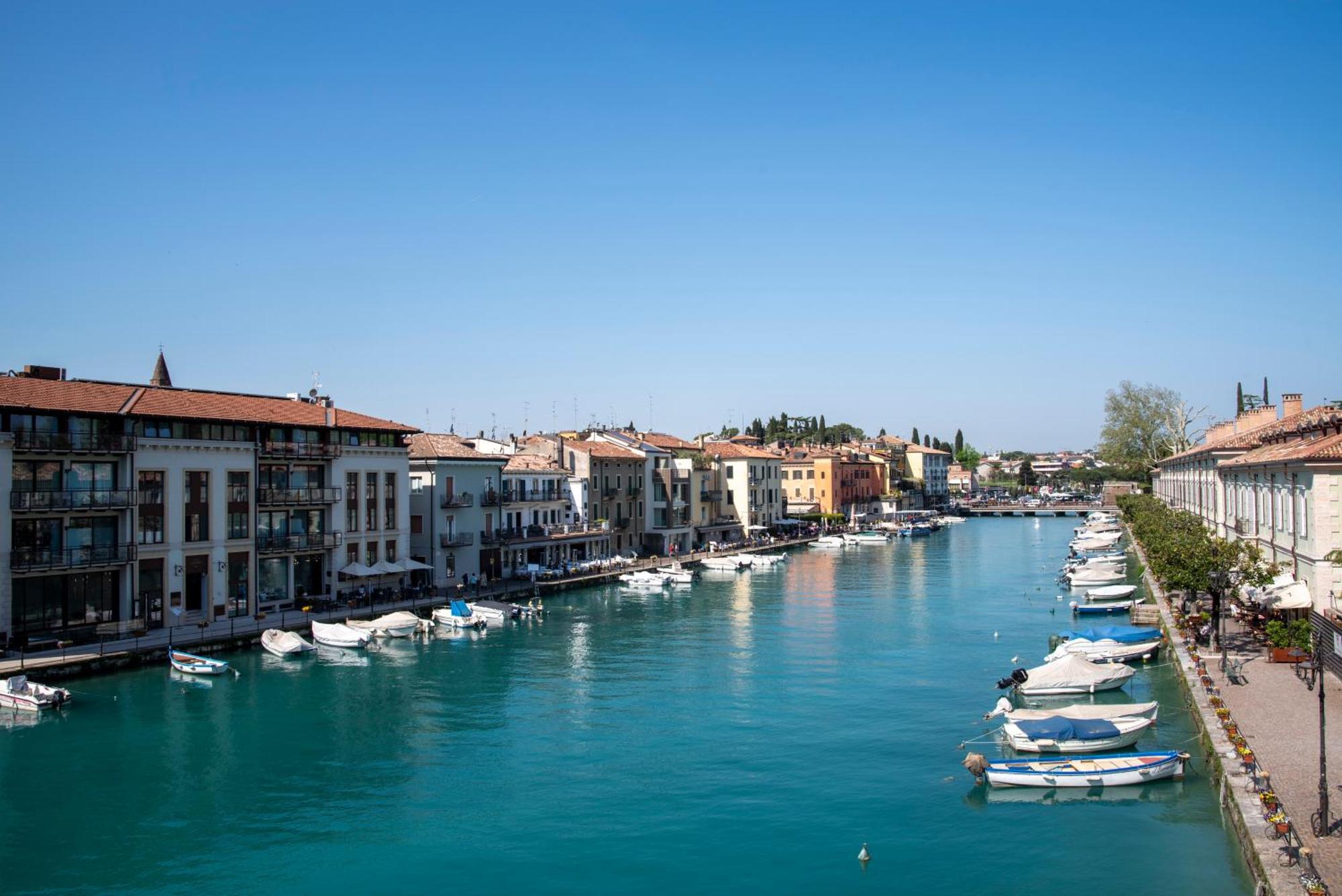 Palazzo Cordigero - Apartments Peschiera del Garda Extérieur photo