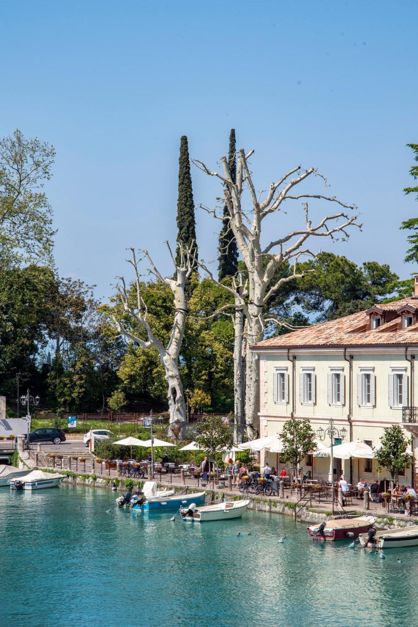 Palazzo Cordigero - Apartments Peschiera del Garda Extérieur photo