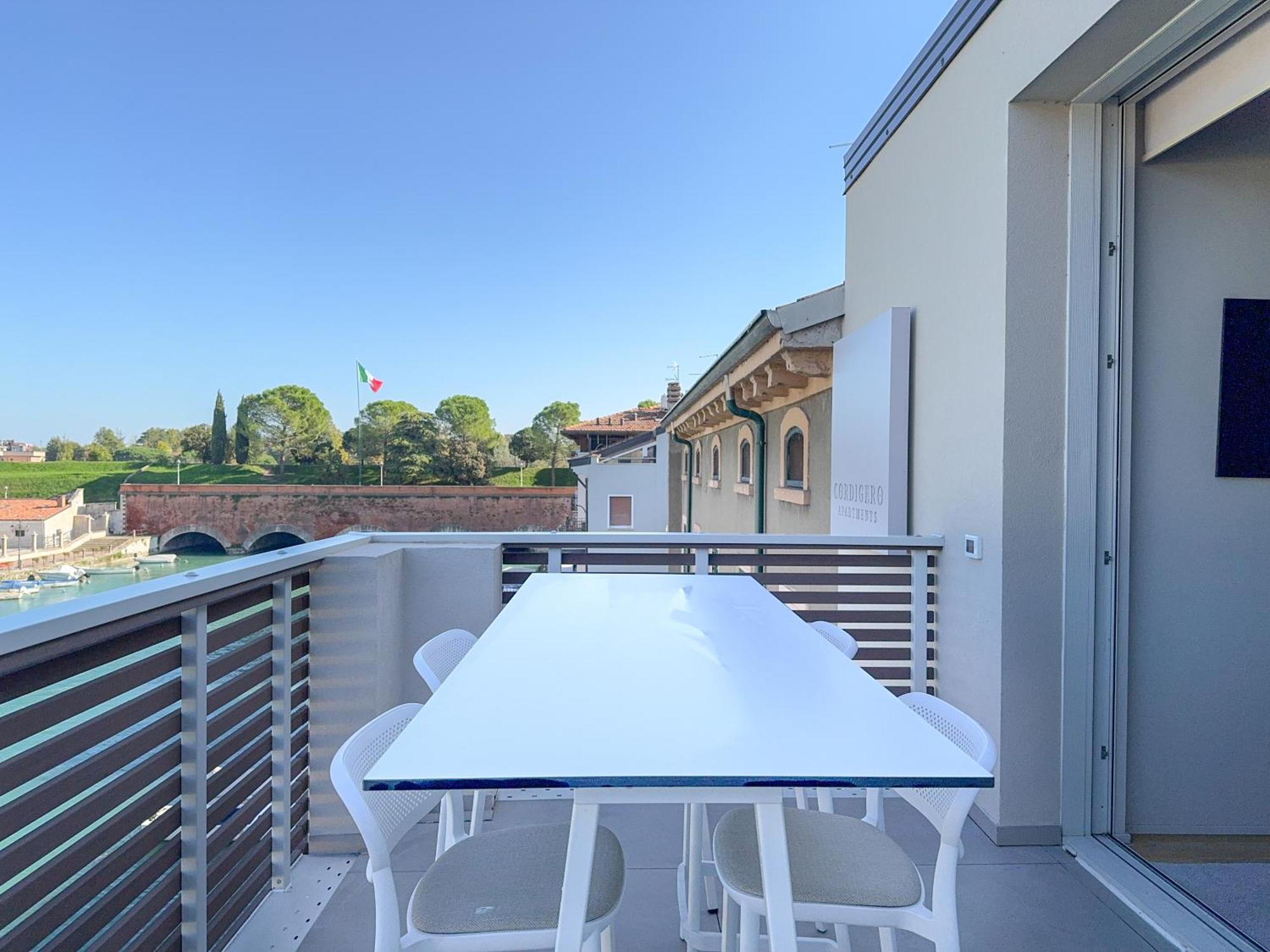 Palazzo Cordigero - Apartments Peschiera del Garda Extérieur photo