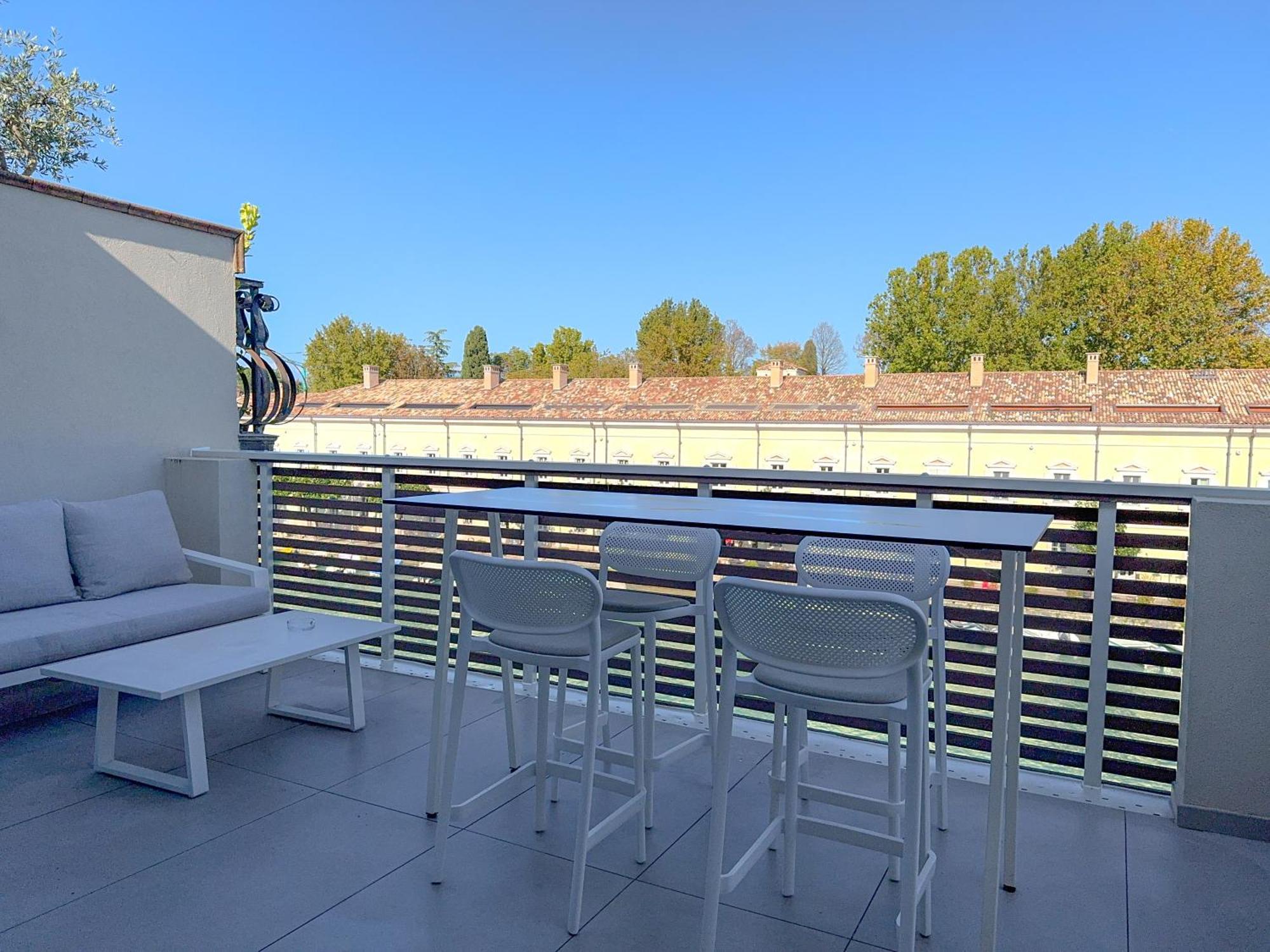 Palazzo Cordigero - Apartments Peschiera del Garda Extérieur photo