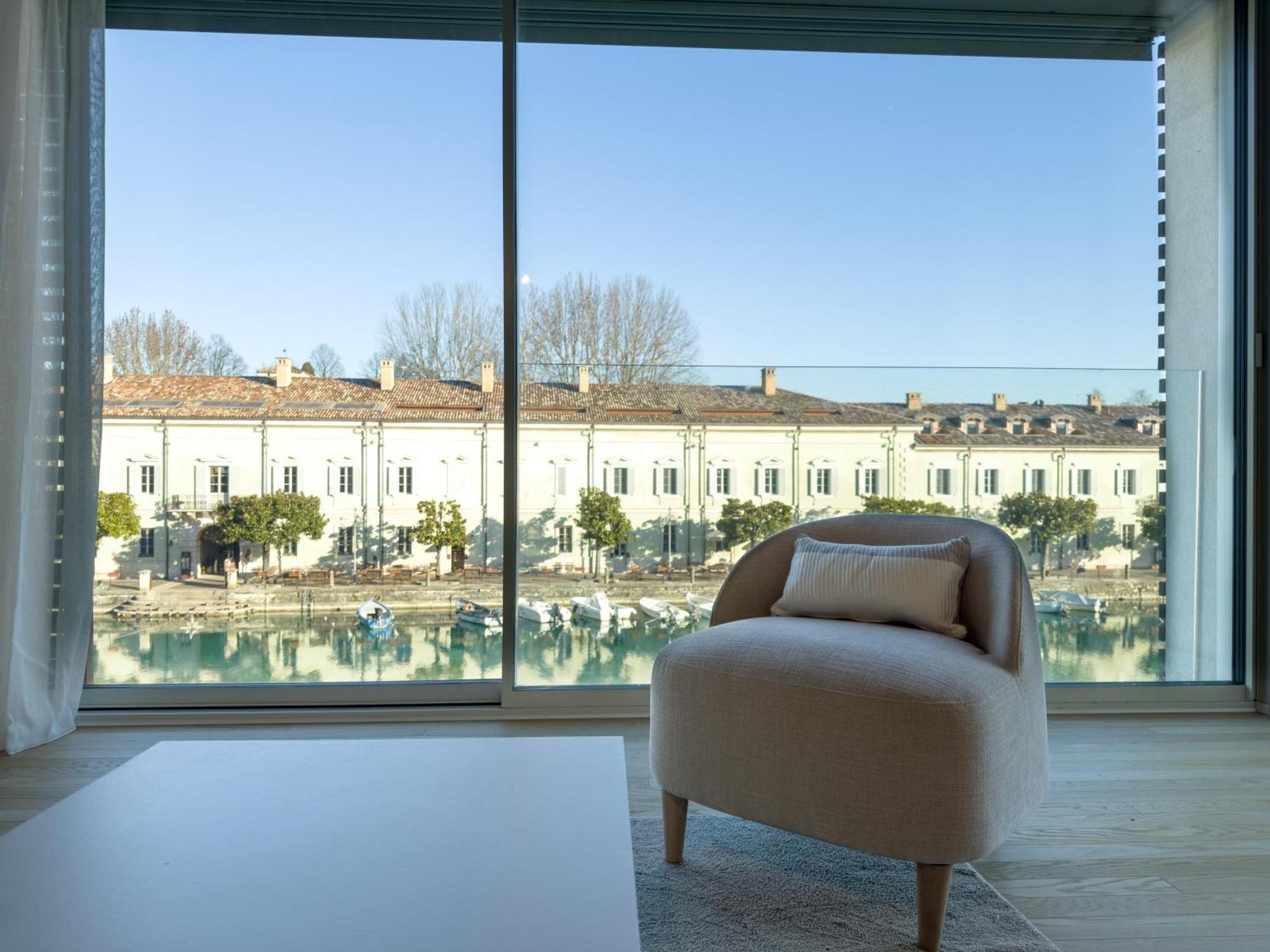 Palazzo Cordigero - Apartments Peschiera del Garda Extérieur photo