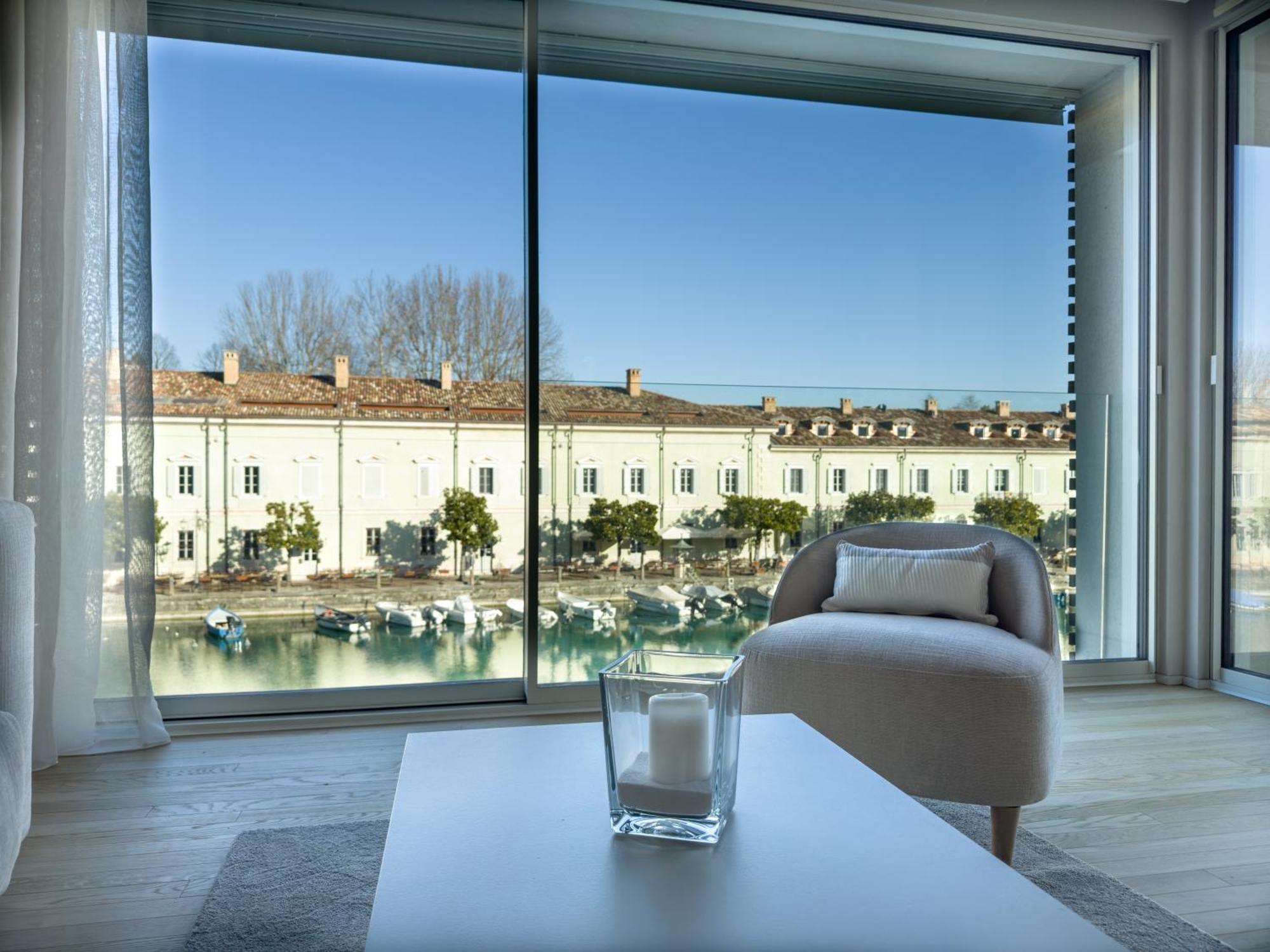 Palazzo Cordigero - Apartments Peschiera del Garda Extérieur photo