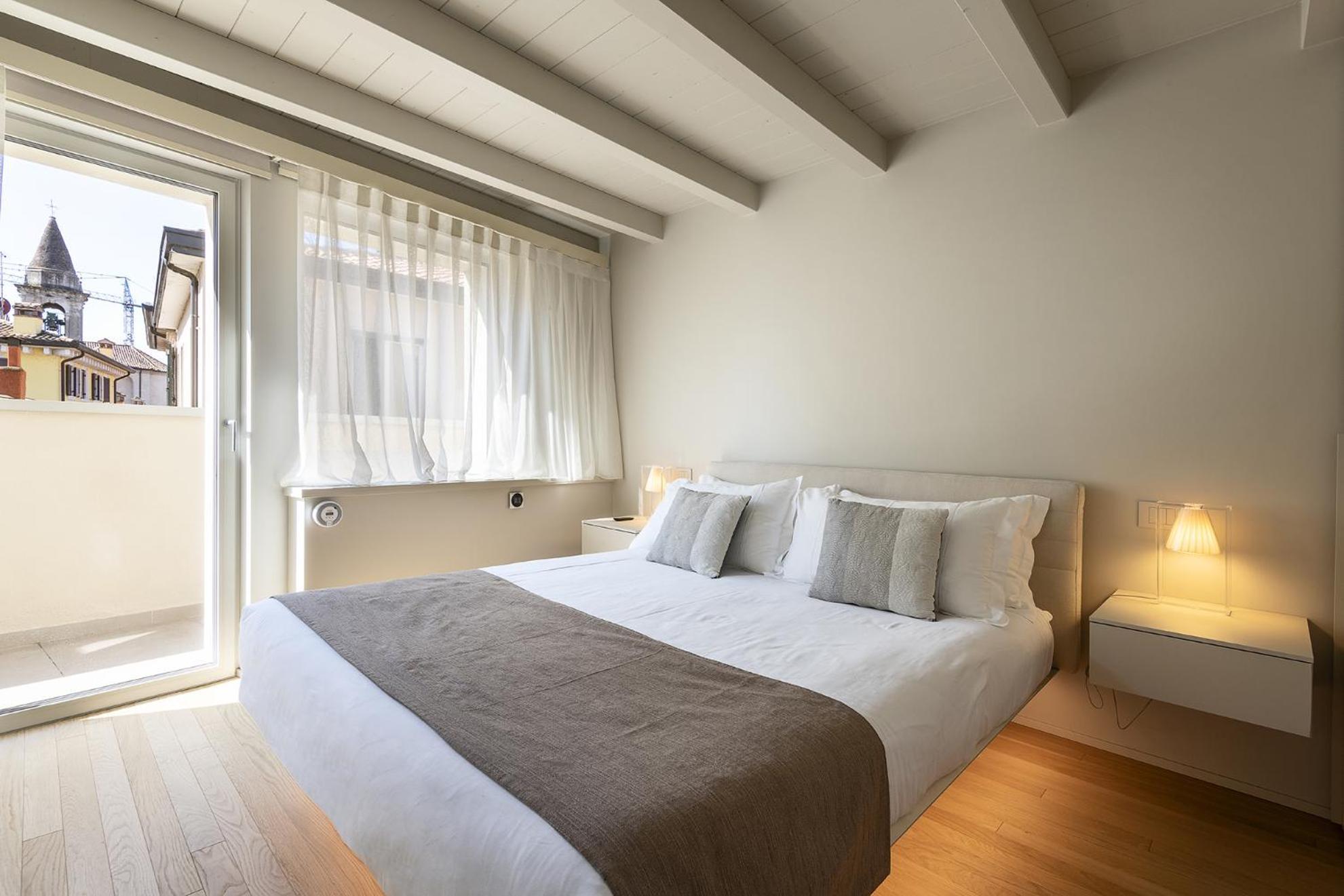 Palazzo Cordigero - Apartments Peschiera del Garda Extérieur photo